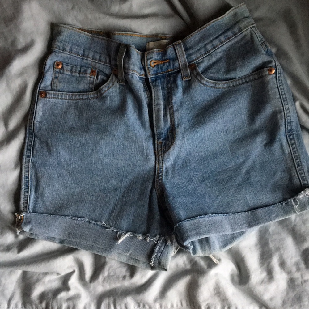 Levi’s shorts